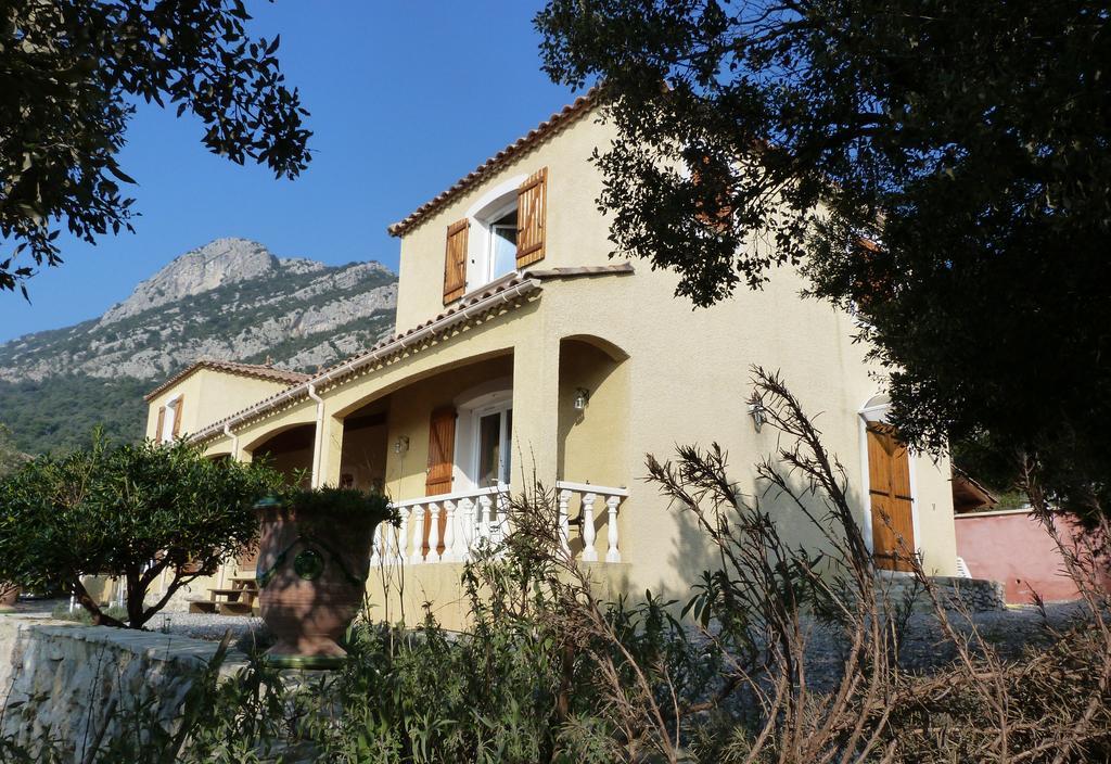 Hotel Mas De Courreges Saint-Hippolyte-du-Fort Exteriér fotografie