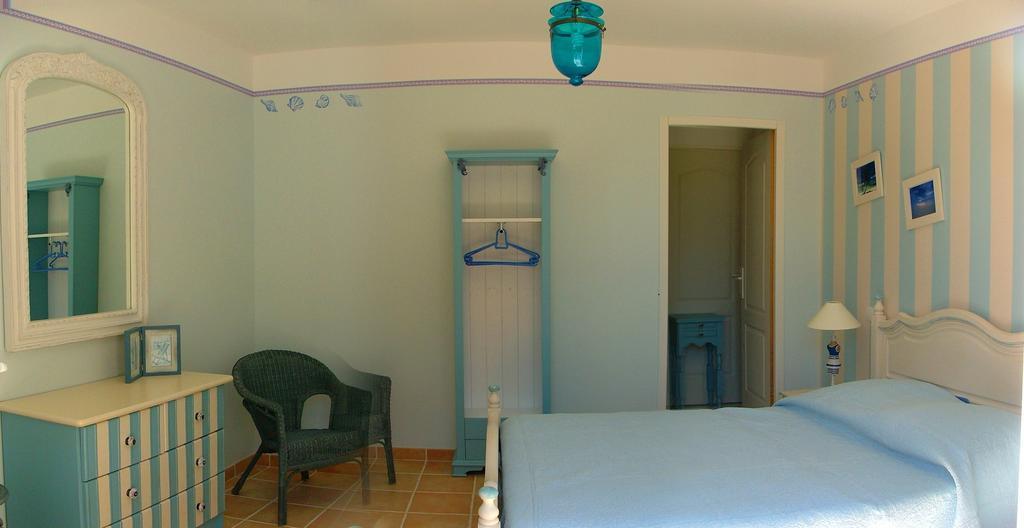 Hotel Mas De Courreges Saint-Hippolyte-du-Fort Pokoj fotografie